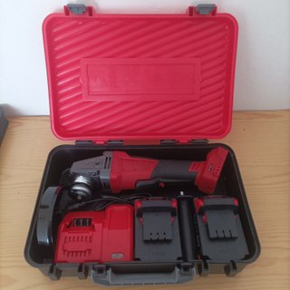 Radial Amoladora de batería con dos baterías