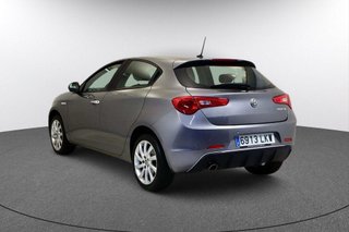 Alfa Romeo Giulietta 1.6 JTDM 88KW SPORT 5P