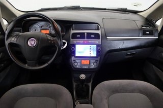 Fiat Linea sedán 1.6 MULTIJET 16V 105BHP EMOTION 4P