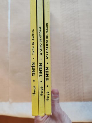 Lote de tres libros de Las Aventuras de Tintin