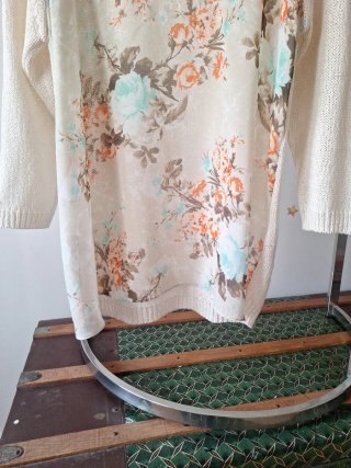 Jersey Zara floral manga larga