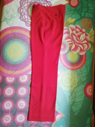 Pantalón rojo de Zanco