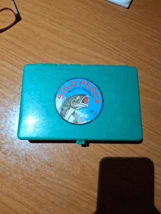 Caja 41 Cucharillas Pesca Blue Fox