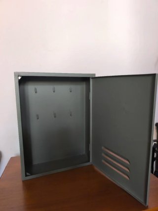Cajita de llaves metal verde kaki Maisons du Monde