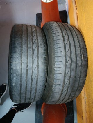 2 Neumáticos Usados 205/55 R16