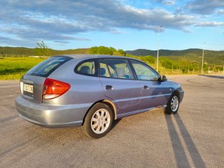 Kia Rio Familiar 2003 1.3