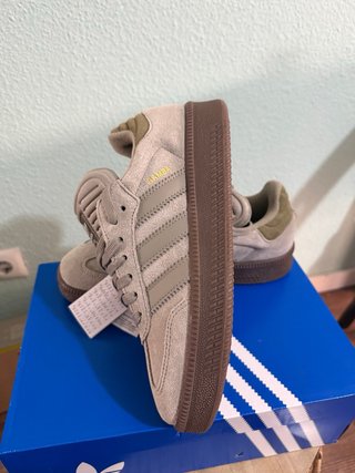 Zapatillas Adidas Samba Talla 41 1/3 Beige/Verde