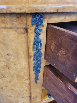 Cómoda vintage madera y metal