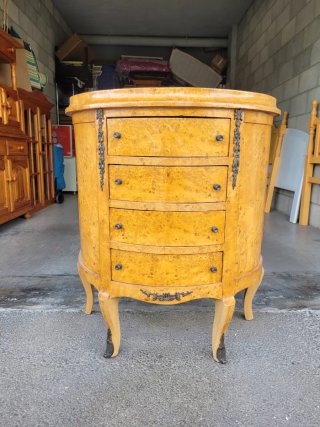 Cómoda vintage madera y metal