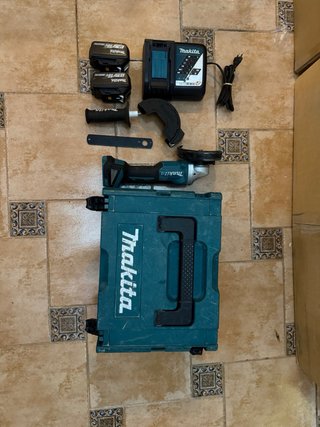 Makita DTD172 y DHP482  y con cargador y baterías.