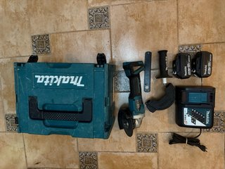Makita DTD172 y DHP482  y con cargador y baterías.