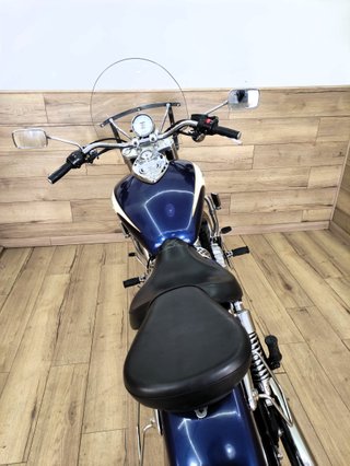 TRIUMPH BONNEVILLE AMERICA
