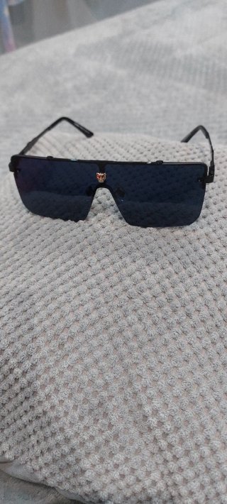 Gafas Cartier Negras y Doradas