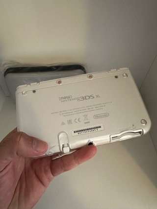 New nintendo 3Ds XL blanca + juegos (Doble IPS)