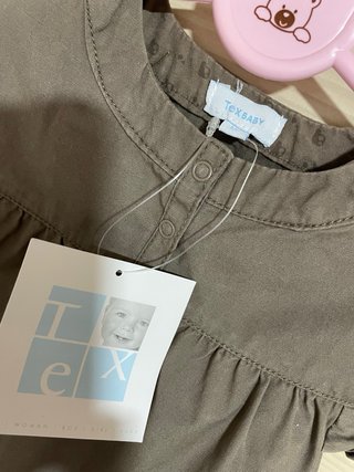 Nuevo con etiqueta Vestido Hello Kitty niña 9 m.