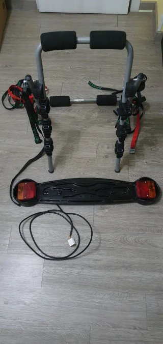 Porta bicicletas, para 3 bicicletas. Feuver