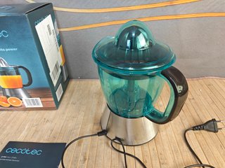 Cecotec Exprimidor Zitra Full Steel, 60W
