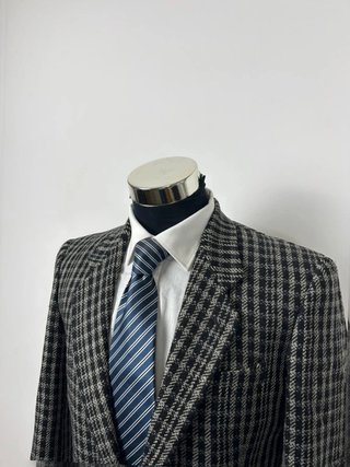 Giorgio Armani Giacca Due Bottoni in tweed 100% Pura Lana