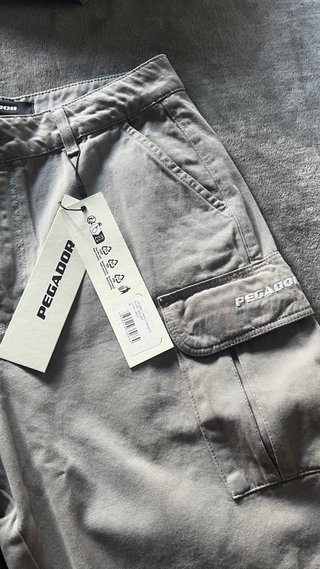 Pantalones cortos cargo Pegador