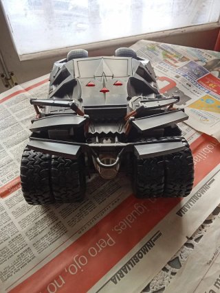Coche Batman y muñecos
