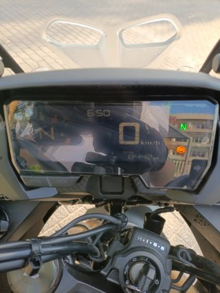Honda CB500X 2023