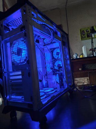 Caja Bedoom/Cooler Master Stacker 830 IntelEdition