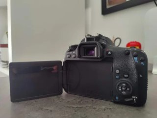 Canon EOS 77D Cámara DSLR Negra