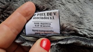 Chaqueta de piel de cordero gris
