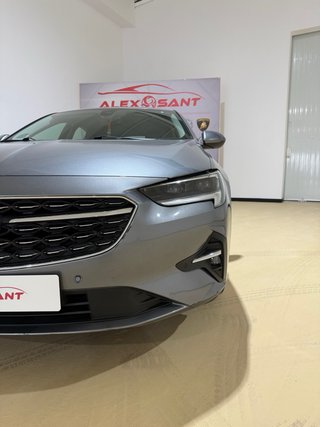 Opel Insignia 2021