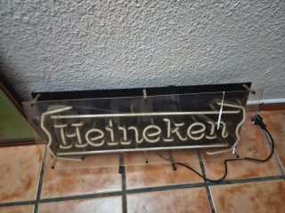 Carteles publicitarios