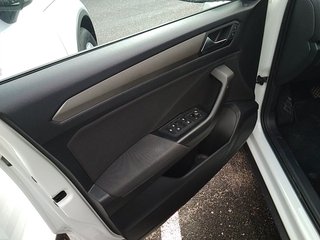 Volkswagen T-Roc Advance R-Line 1.0 TSI 81 kW (110 CV)