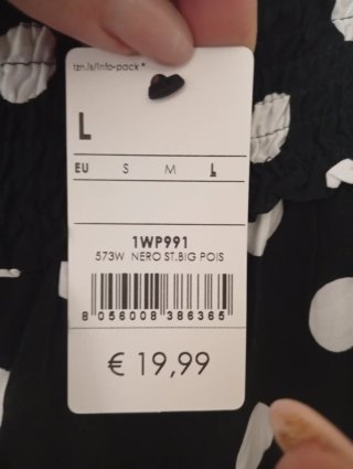 Pantalones lunares negros y blancos