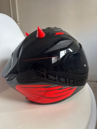Casco Scorpion EXO Rojo y Negro