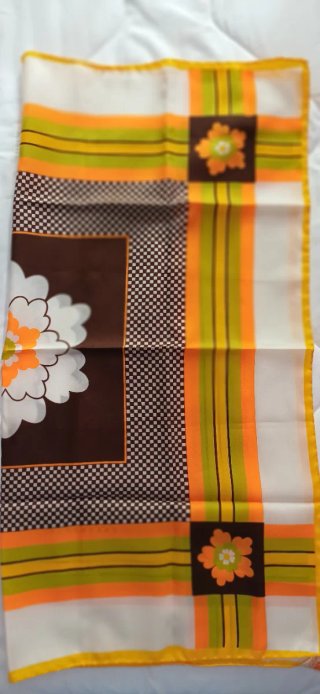 Pañuelo mujer estampado floral