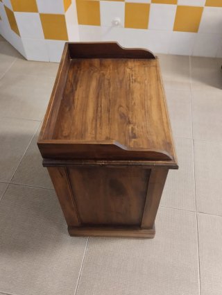 Mueble auxiliar de madera
