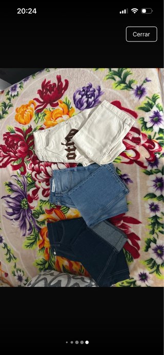 Pantalones Bershka y NewYorker anchos