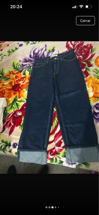 Pantalones Bershka y NewYorker anchos