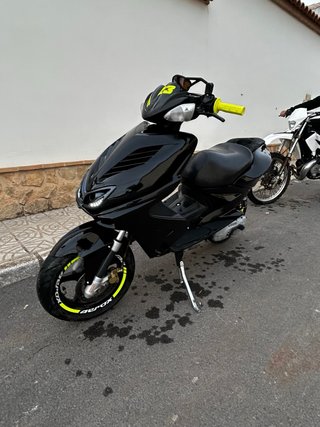 Ciclomotor Yamaha Aerox 74cc