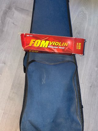 Violín 4/4 con arco y accesorios