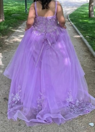 Vestidos de Quinceañera Lila Largo y corto.