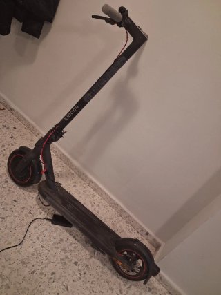 Patinete electrico Xiaomi scooter 4 pro