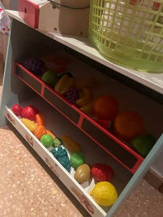 Mercado de madera infantil