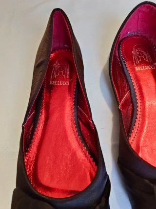 Zapatos planos Bellucci negros talla 39/40 Nuevos