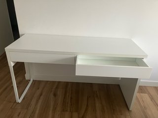 Escritorio blanco 138x50cm