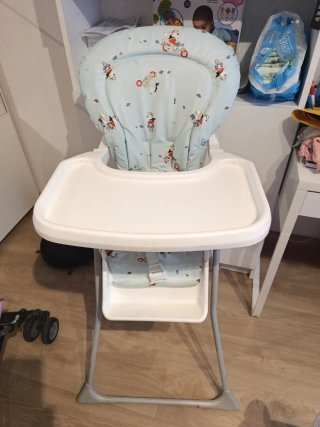 Trona de bebé con estampado