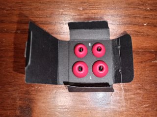 Beats Studio Buds Rojo
