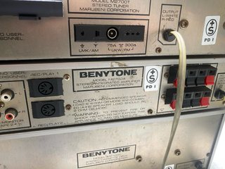Benytone M2700A M2700D M2700T Plata