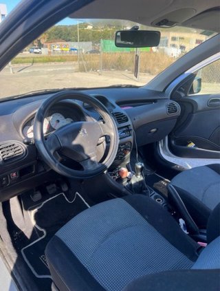 Peugeot 206 2004