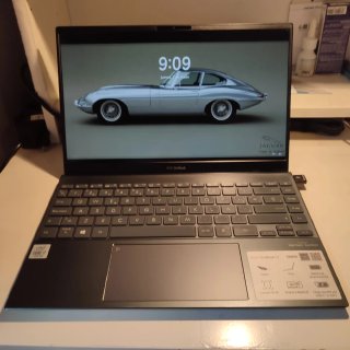 ASUS ZenBook UX325AJ 13.3", 16GB RAM, SSD 512 GB