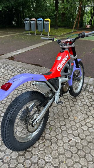 Aprilia Climber 280 Naranja y Morada